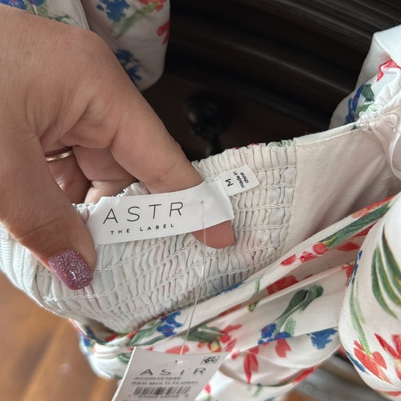 ASTR DRESS - Picture 4 of 4